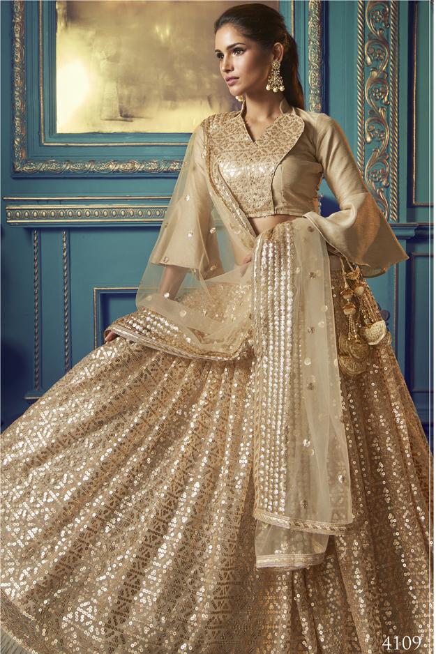 Surreal Rose Gold Lehengas We Spotted on Real Brides | Indian bride  outfits, Latest bridal lehenga, Latest bridal lehenga designs
