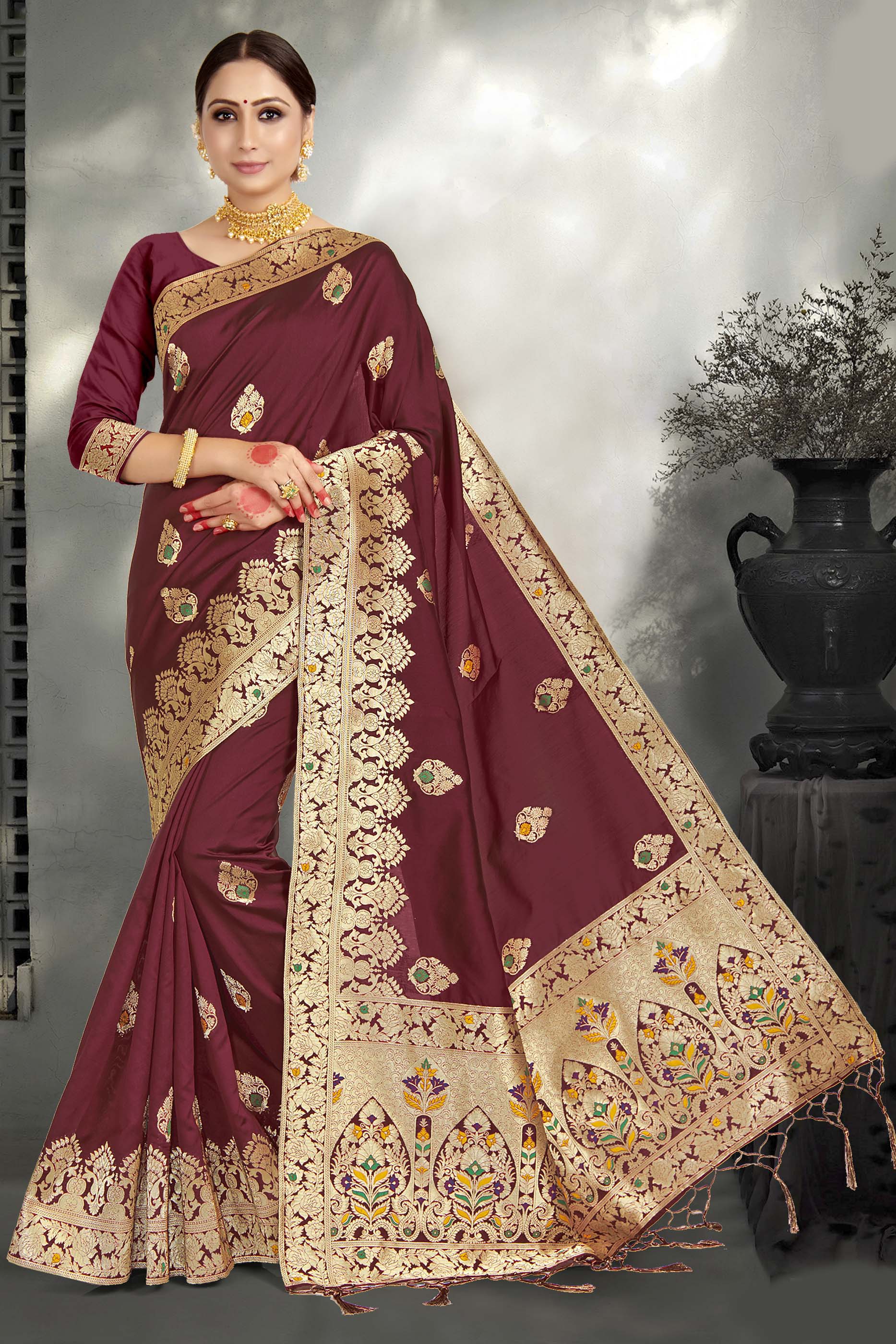 Buy Marvellous Maroon and Gold Zari Woven Ethnic Motifs Organza Saree |  Inddus.in.