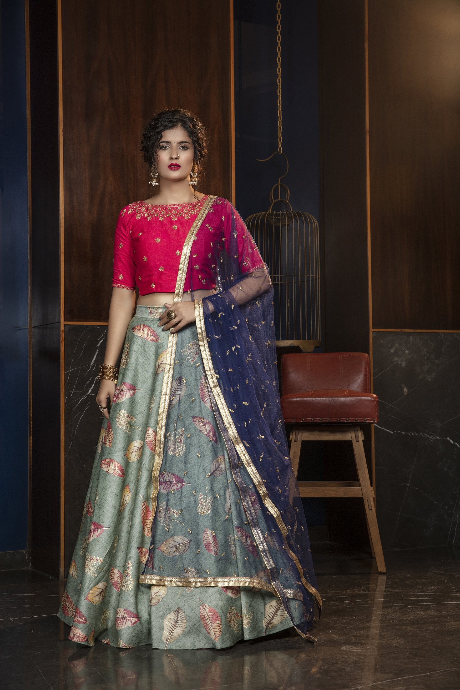 11 Ways to Drape a Double Dupatta ... | Indian wedding guest dress, Indian  attire, Fashion