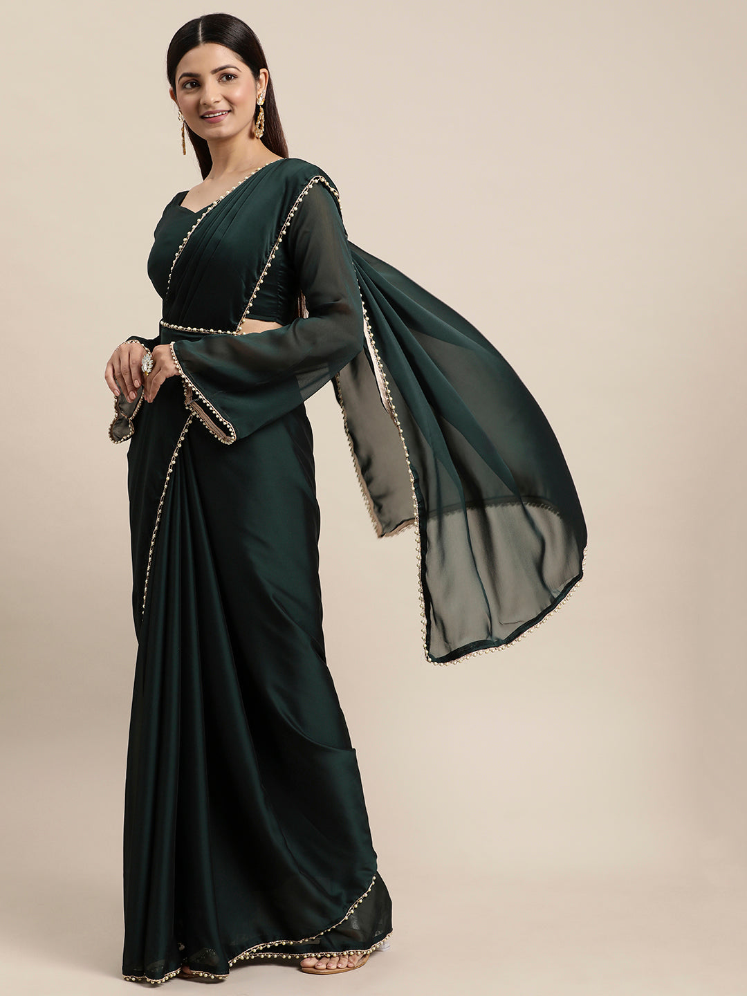 Buy Nepyun Collection Solid/Plain Bollywood Velvet Dark Green Sarees Online  @ Best Price In India | Flipkart.com