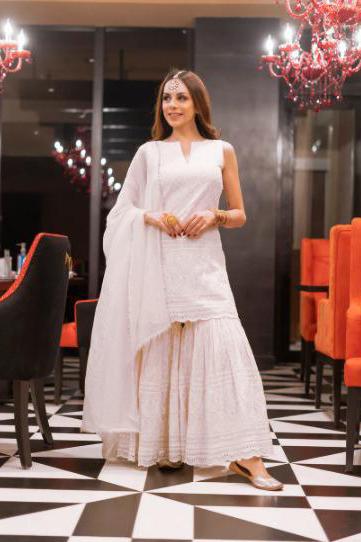 Organza weave silk Kurta with plazo. | Organza dress, Indian designer wear,  Indian wedding outfits