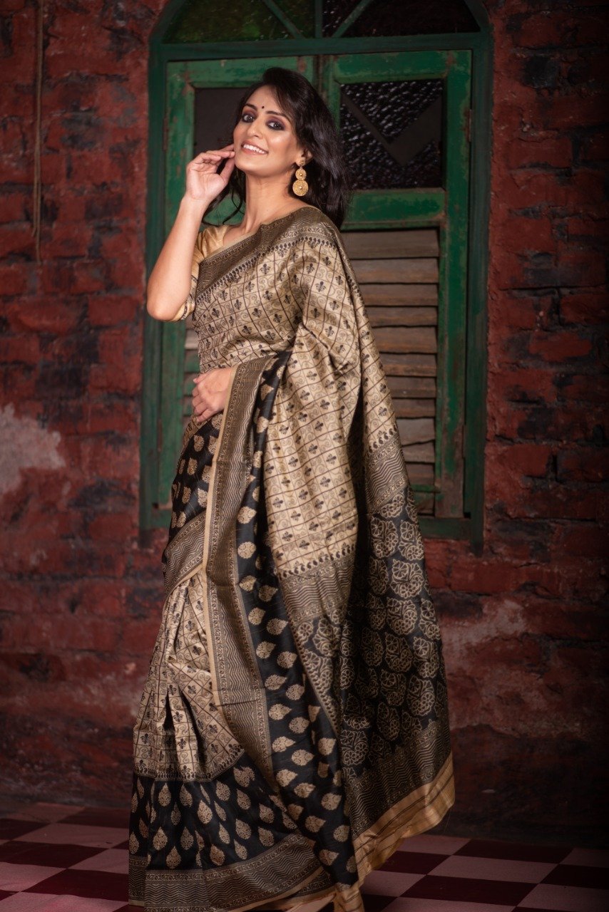 Elegant Woven With Rich Pallu Saree