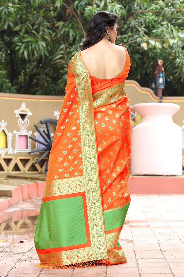 Buy online Kanjeevaram Soft Silk Saree With Meenakari Woven & Rich Pallu -  Peach-AF1599