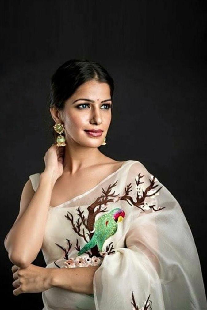 Off White Parrot Printed Organza Saree With Unstitched Blouse